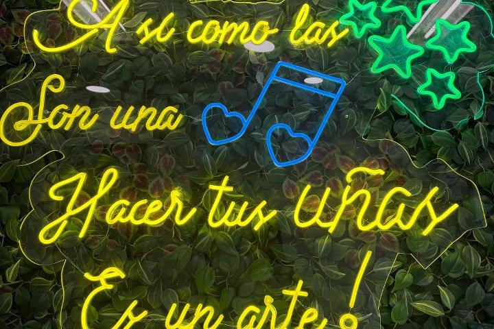 Sol Uñas y Estética